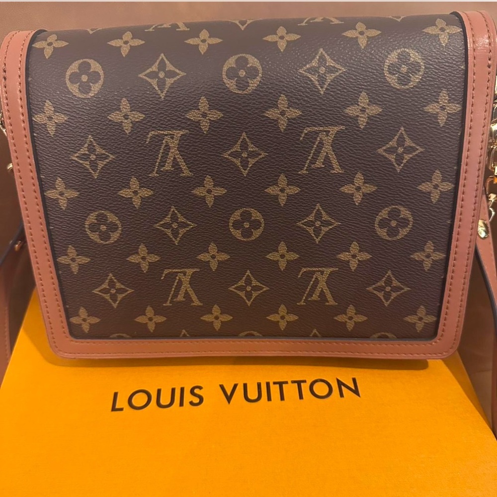 Louis Vuitton Monogram Brown and Tan Crossbody Bag - Picture 2 of 2